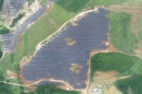 Ein guter Preis. High Clearance Solar Panel Ground Mounting Systems Easy Installation 0-60 Degrees Tilt Angle Up To 1.2m Ground Clearance Online