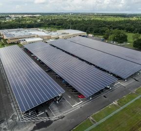 Ein guter Preis. Doppelter Autoparkplatz-Solareinbaustruktur-wasserdichtes justierbares Metall-PV-Platten-Fördersystem des Reihen-Solarauto-Parkenss304 Online
