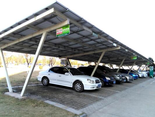 Maßgeschneiderte Größe 180 km/h Windgeschwindigkeit PV-Panel Solar Carport Parkplatz