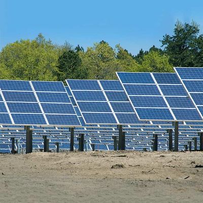 Ein guter Preis. Grundgalvanisiertes BEFESTIGUNGSQ235B Q345B an weg von den Gitter-Sonnenkollektor-Klammern Online