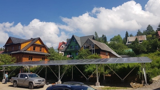 Ein guter Preis. Gehäusemasse brachte Solarpv-Systeme an, die für Auto-Verpackungsautoparkplatz-Solarklammer anodisiert wurden Online